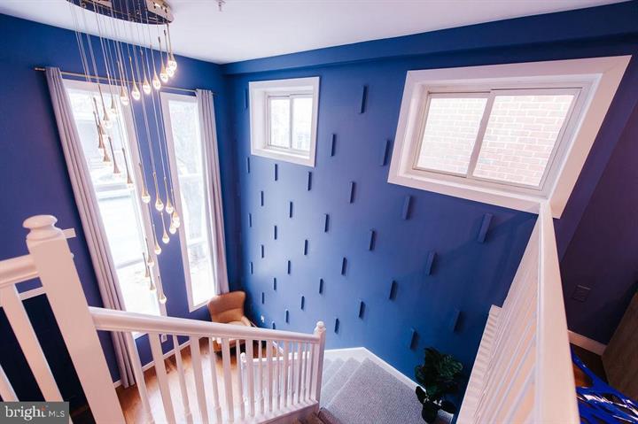 220 West Street — Photo 14